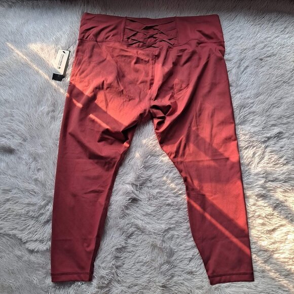 Yogalicious Lux Size 3X Earth Red Leggings Polygiene Odor Free NWT - Picture 5 of 10